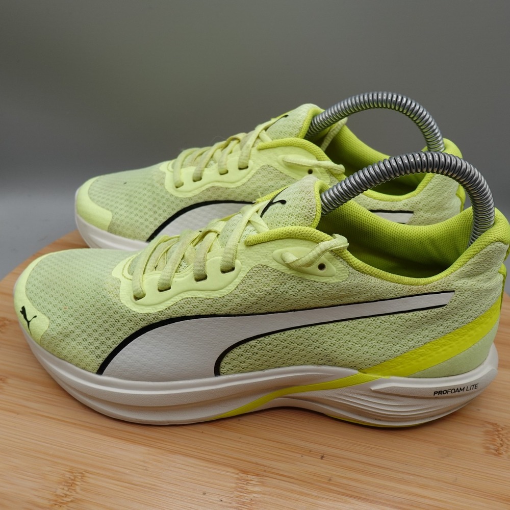 Puma Shoes Womens 7 Green‎ Yellow Athletic Running Sneakers 376541-05 Flaw